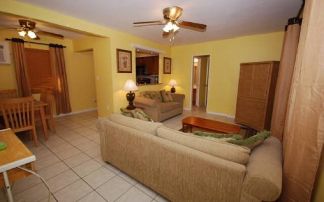 Banana Bay Club Beachside Villas