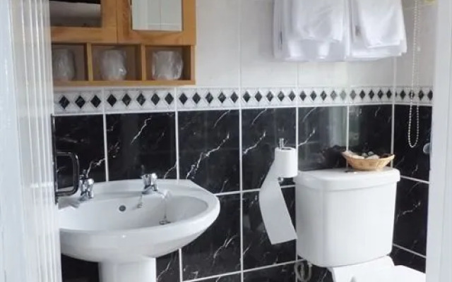 Old Castle Farm Guest House