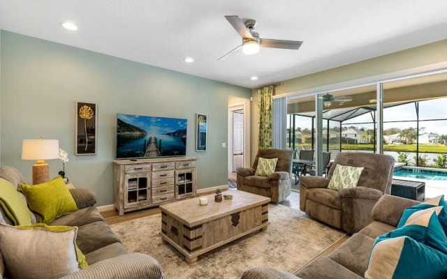 Lake Views, Private Pool & Spa, Games Room..