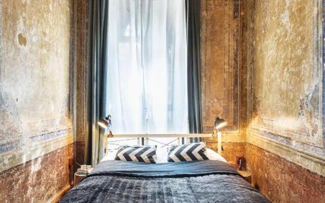 19th Century Luxury Loft in Galata