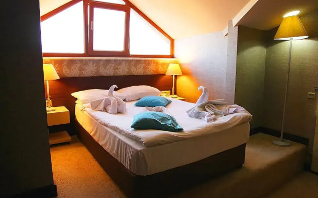 Park Polonezkoy Hotel