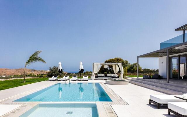 Alma Villa, 2000m2 Luxury Living, by ThinkVilla
