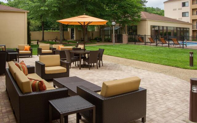 Courtyard by Marriott Williamsburg Busch Gardens Area