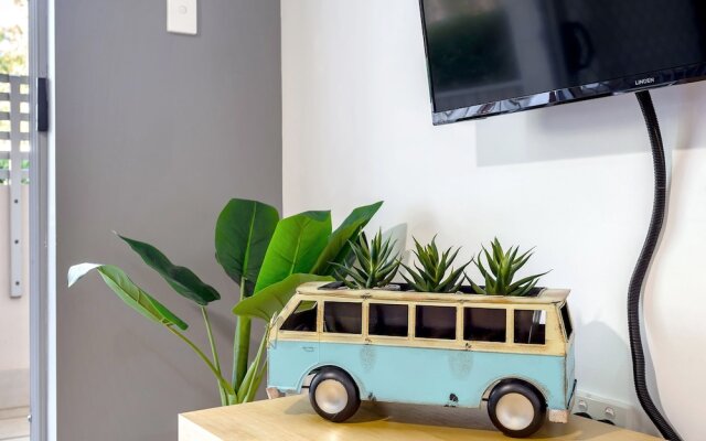 Shoal Bay Beach Apartments, 6/2 Shoal Bay Road