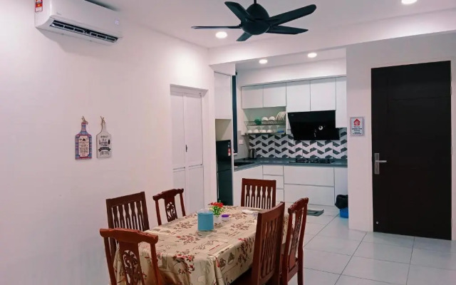 Preferred30 3R2B 7pax Meritus Perai