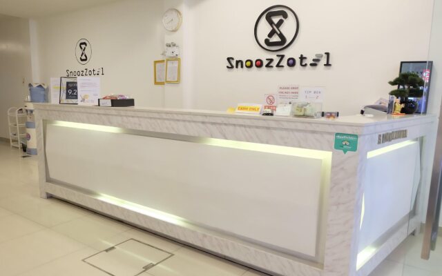 SnoozZotel