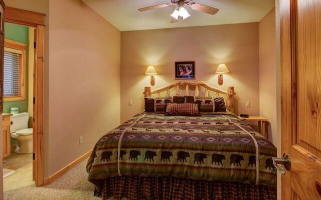 River Stone Resorts & Bear Paw Suites