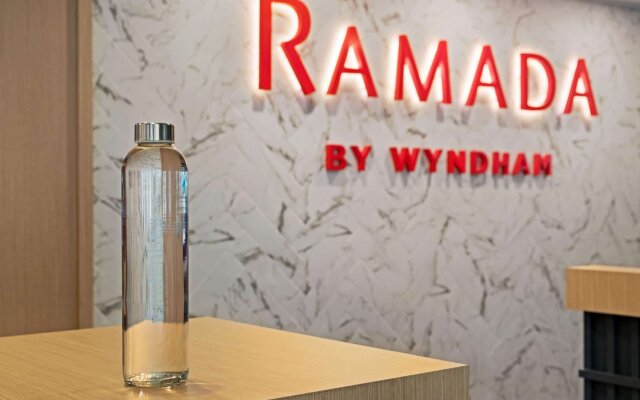 Ramada by Wyndham Valencia Almussafes Hotel