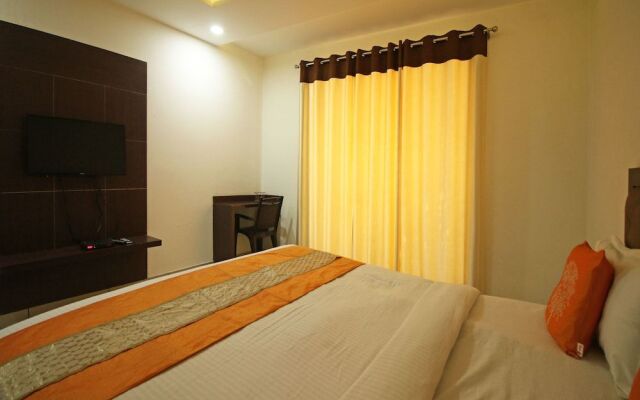OYO 8095 Hotel Taj Castle