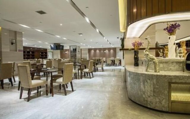 Shilin Tongce International Hotel