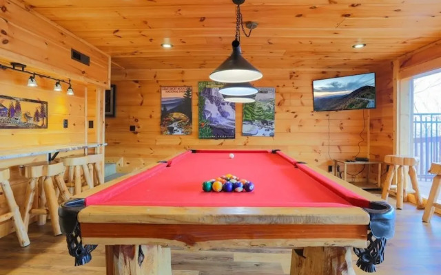 Smoky Mountain High 8 Bedroom Chalet by RedAwning