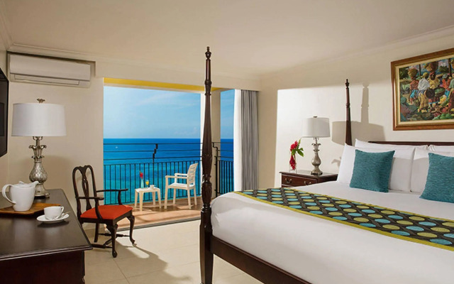 Sunset Beach Resort Spa and Waterpark All-Inclusive