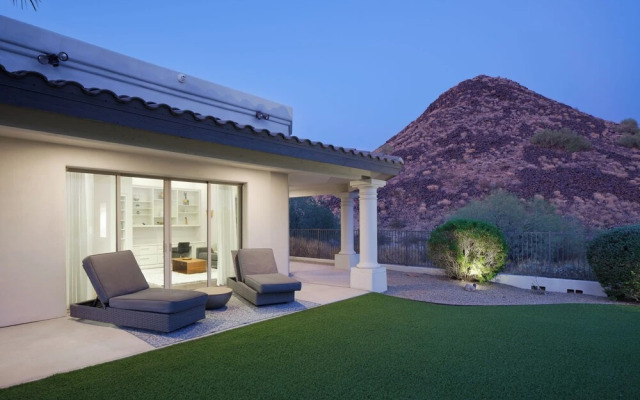 Luxury Mountain Estate-pool-spa-bbq+bar-fire pit