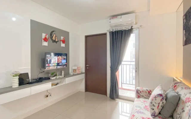Cozy Neutral 2Br Apartment At Transpark Juanda Bekasi Timur