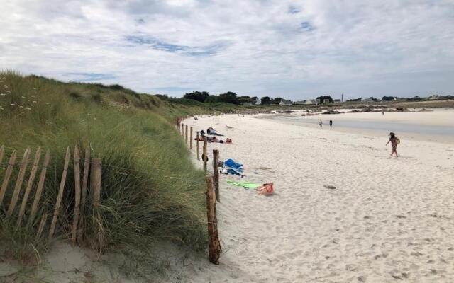 Maisonnette a 100 M de la Plage