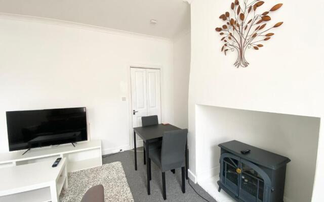 Thepropertyfocus - Stylish 2-bedroom House