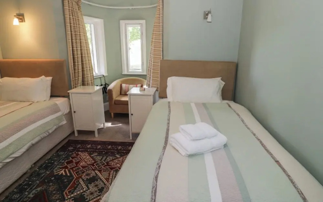Boxbush Lodge