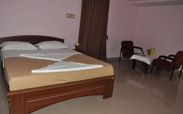 KSTDC Hotel Mayura Gaganachukki