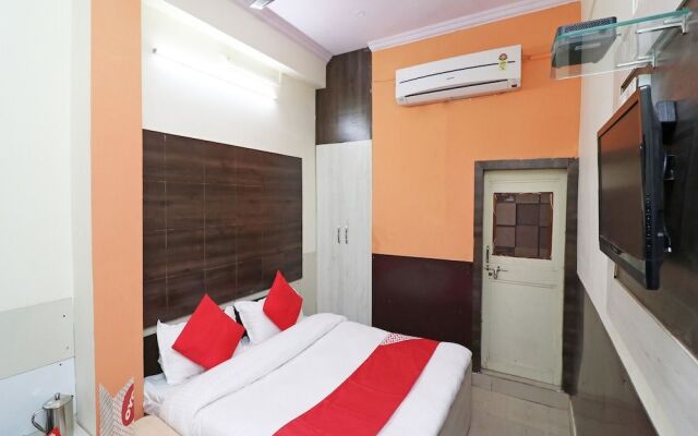 OYO 24172 Hotel Jp Heights