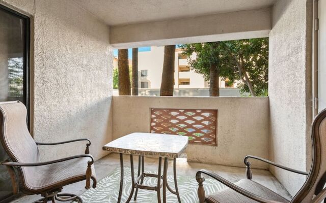 Beautiful Newly Remodeled 2-bdrm Biltmore Condo!