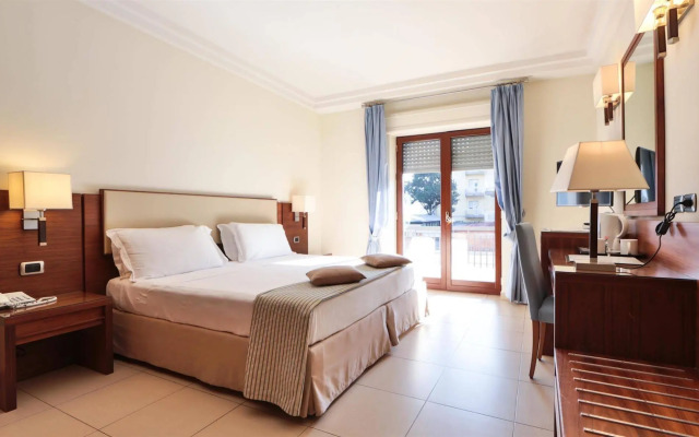 Suites & Residence Hotel Napoli