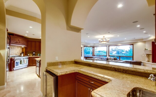 Tropical Retreat by NamaStay