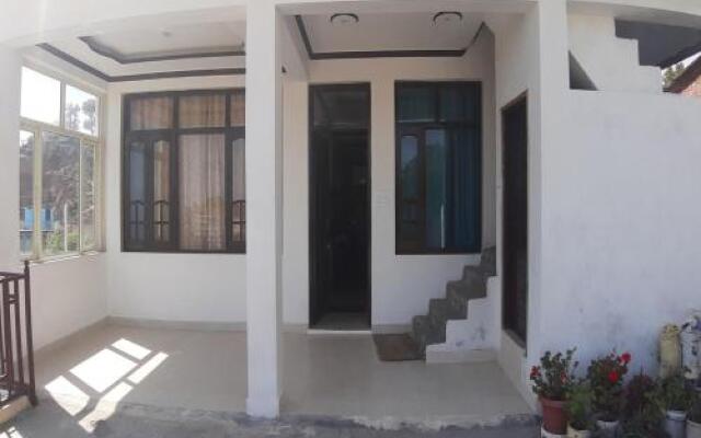 Tushar House Home Stay