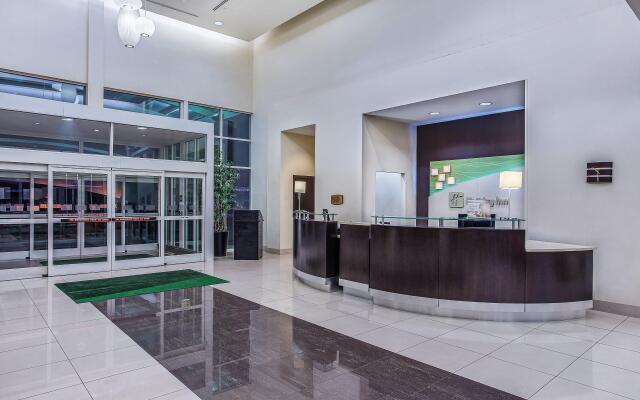 Holiday Inn Louisville Airport - Fair/Expo by IHG