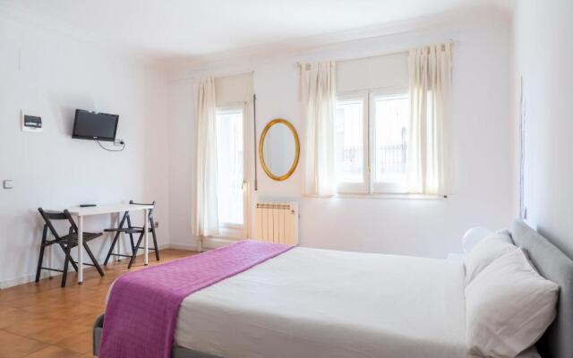 Monrooms Barcelona Apartments