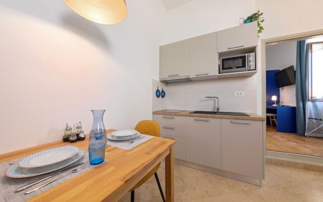 Apartment Arena