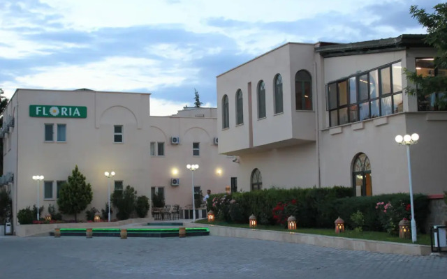 Floria Hotel