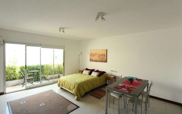 Departamento Jorge Luis Borges 9