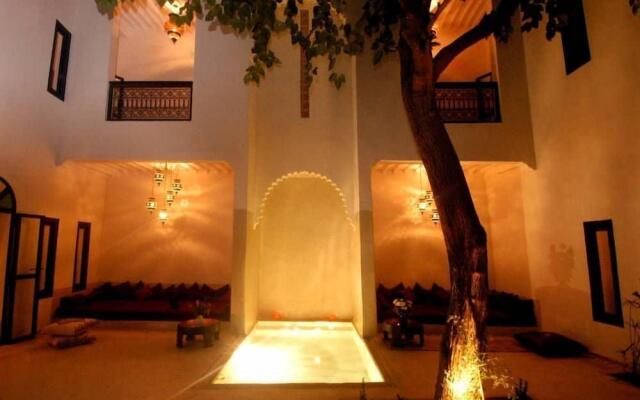 Riad Davia