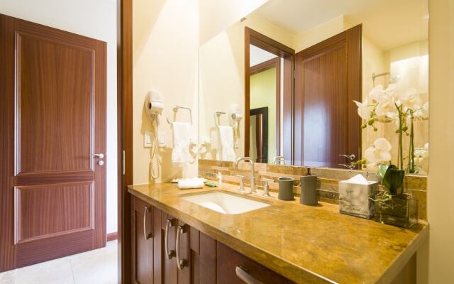 Ocean View Luxury Condo at Reserva Conchal A8