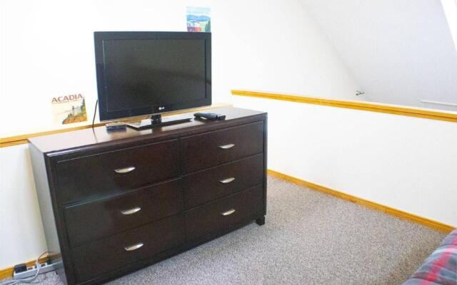 Premier Condo completely renovated Highridge C8