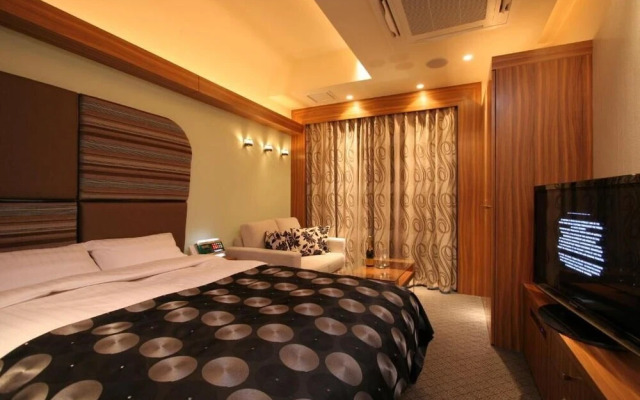 HOTEL W - Adults Only