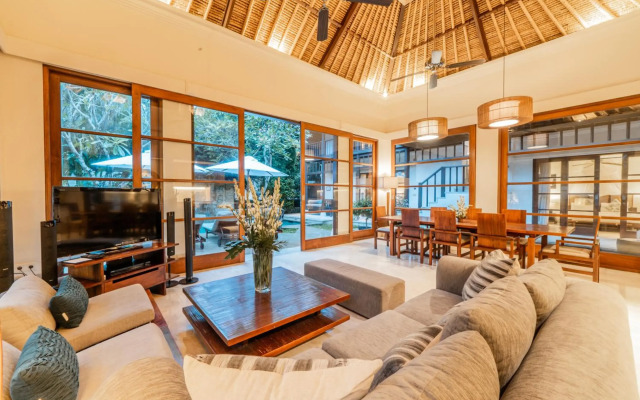 Jimbaran Beach Villas By Nakula
