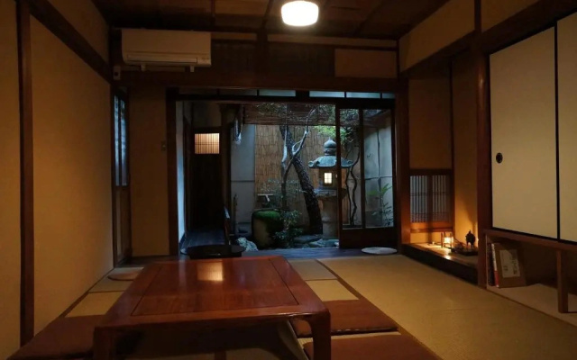 Guesthouse Itoya Kyoto