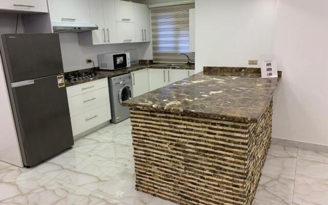 Le Royal Residence 2