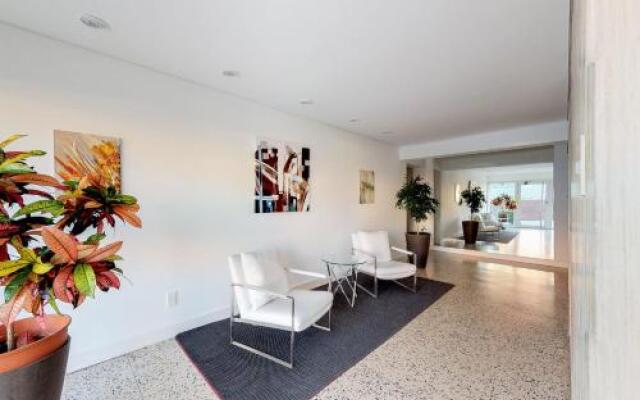 Completo apartamento frente al océano - Edificio Miami Beach