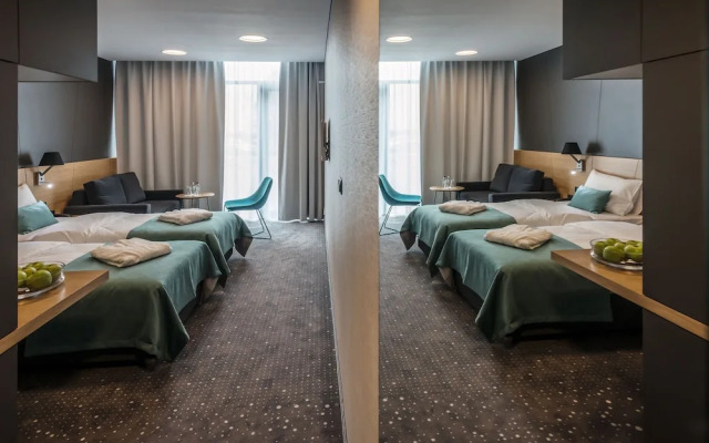 Regatta Hotel Restauracja Spa