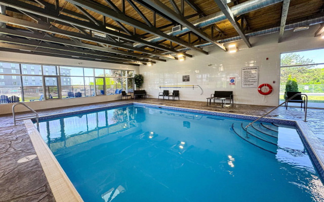 Quality Inn & Conference Centre Kingston Central
