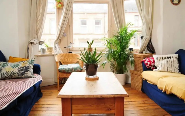 Welcoming Glasgow Home Next Underground