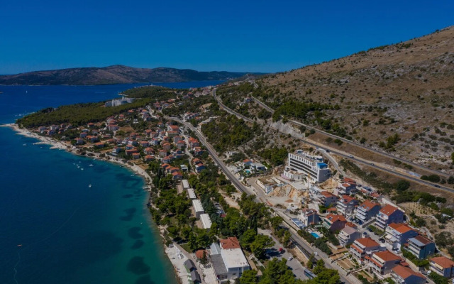 Mar deLuxe Apartments