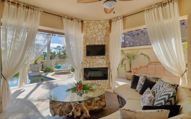 Royal River, Luxury Hotel - Adults Only