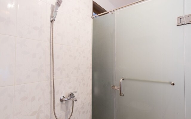 OYO 1177 Wbs Residence