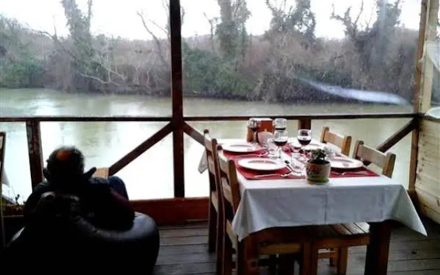 Vira Creek House