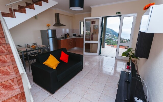 O Meu Sorriso Calheta Holiday Apartments