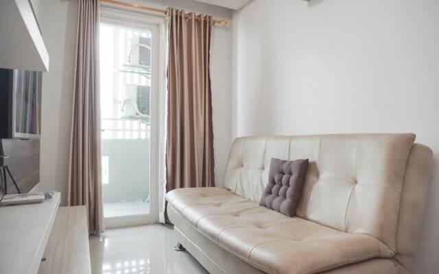 Simply Modern 1Br At Sky Terrace Apartment