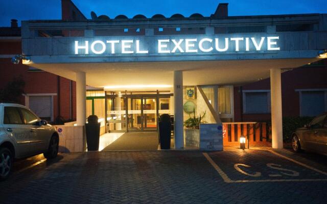 Hotel Executive